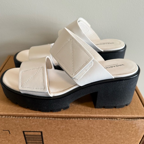 Vagabond Shoes - Vagabond Women's White Platform Sandals‎